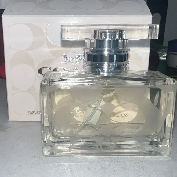 Coach perfume - Picture 2 of 2